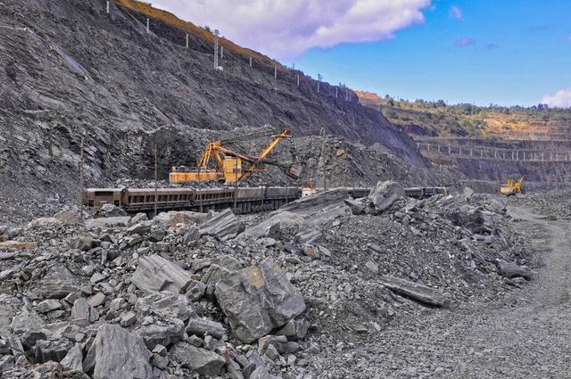 5月份全国铁矿石产量竟达到7760.03万吨！